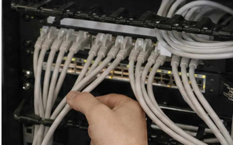 Computer-Netzwerk Wien: technische Prüfpunkte im Überblick